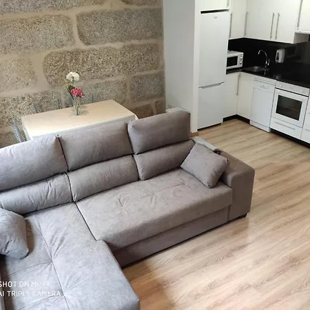 Trabazos Abellas 아파트 *
